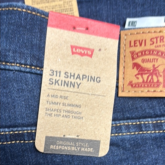 Levi's 311 Shaping Skinny Jeans 30 short - Picture 2 of 5